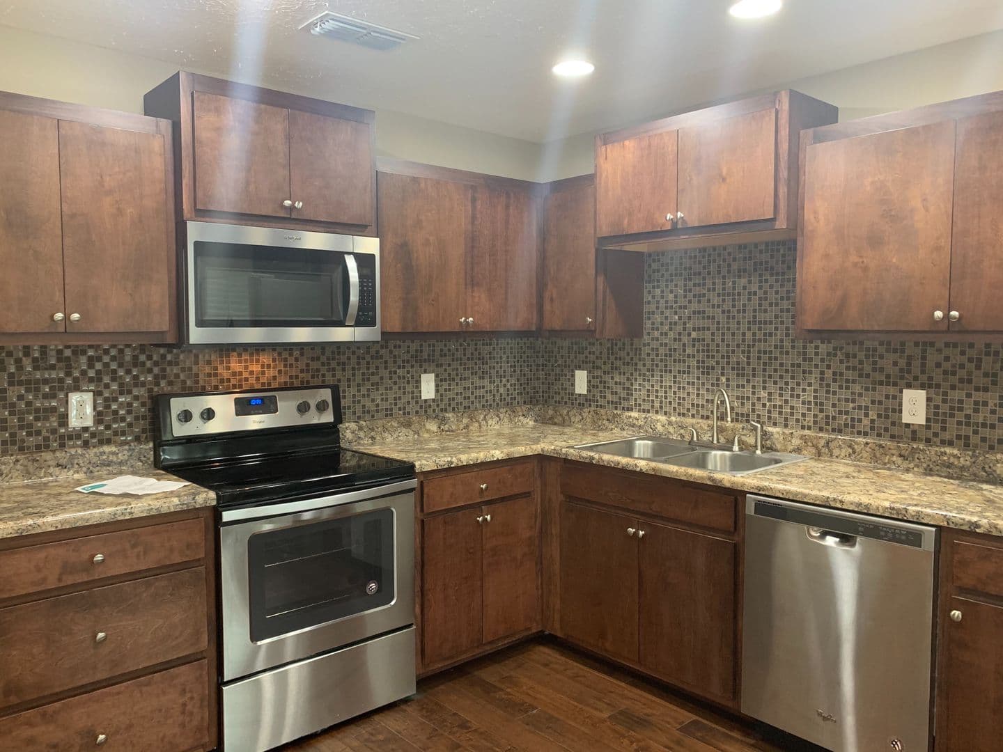 Tullahoma House: 429 Oakwood Rd