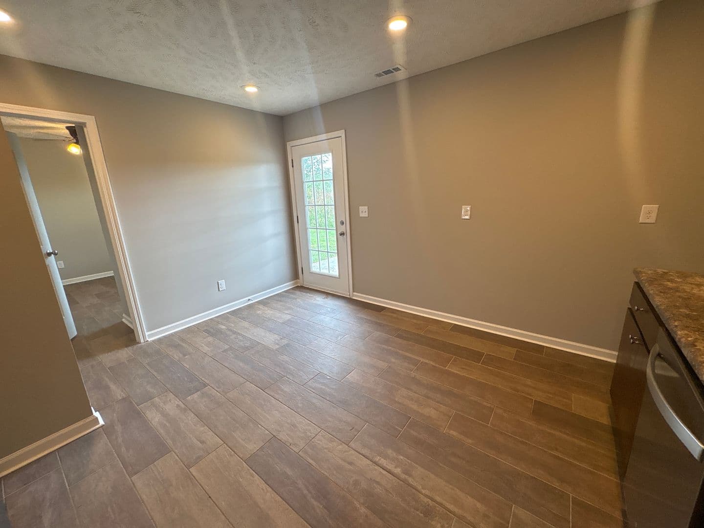 Winchester House: 1108 Old Cowan Road