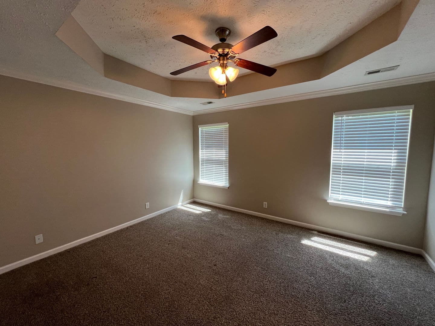 Murfreesboro House: 1125 Halverson Drive