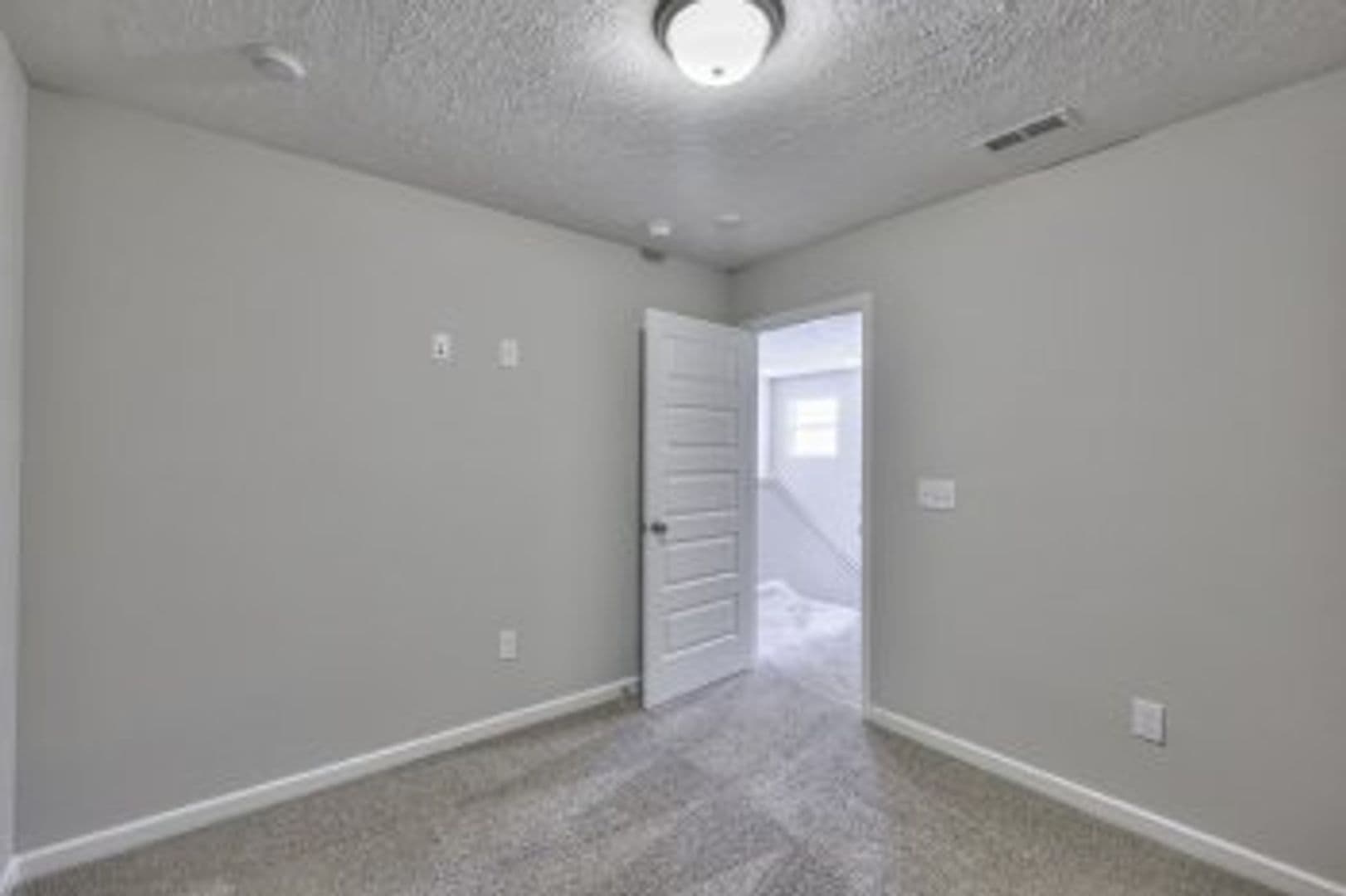 Manchester Townhome: 175 Creek Wood Rd