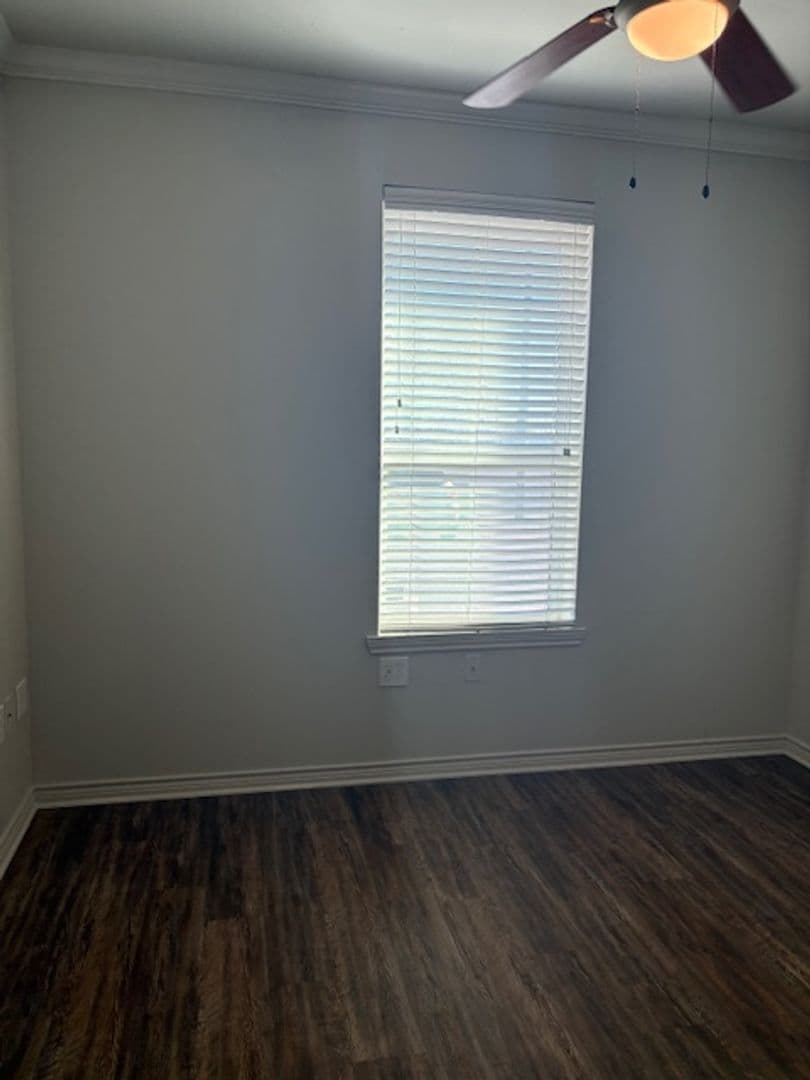 Midland Apartment: 4100 W. Illinois Ave - A101