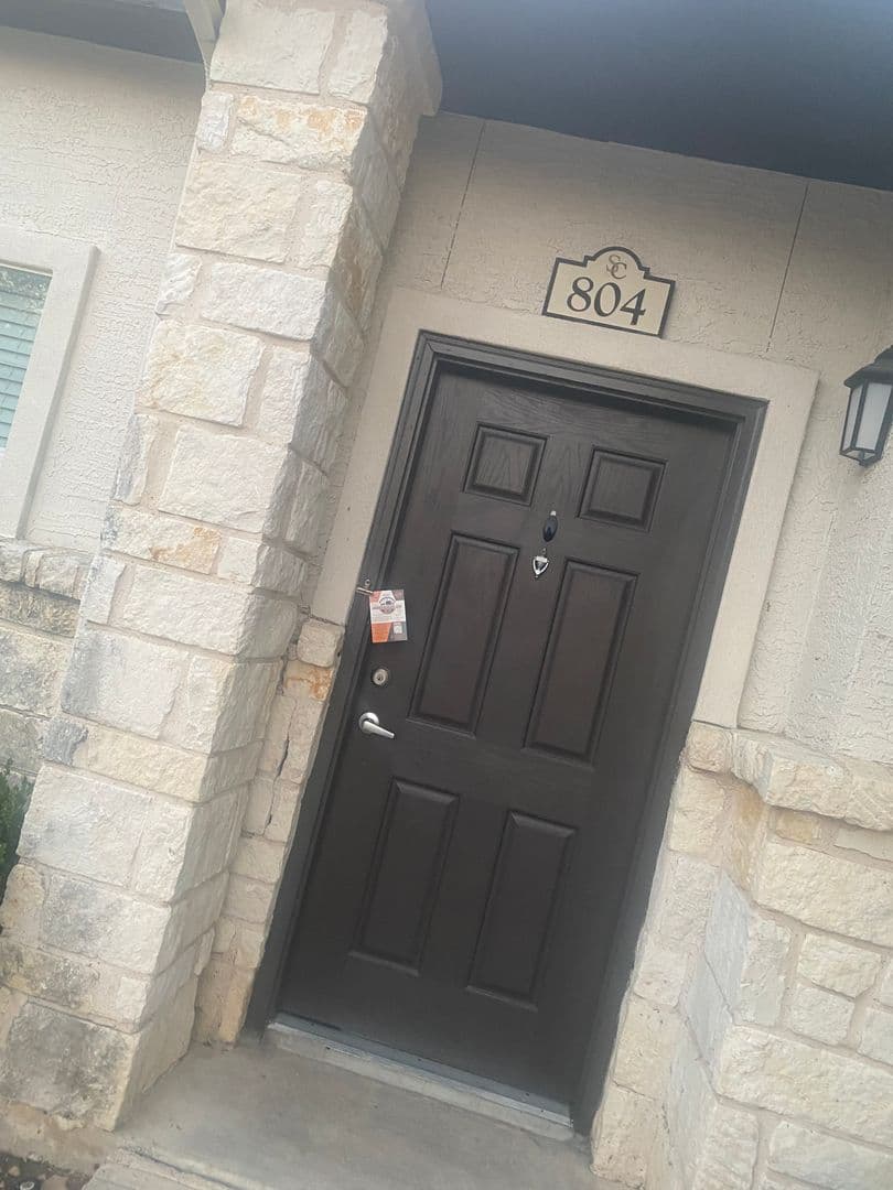 Boerne Apartment: 1000 Diamond Dr
