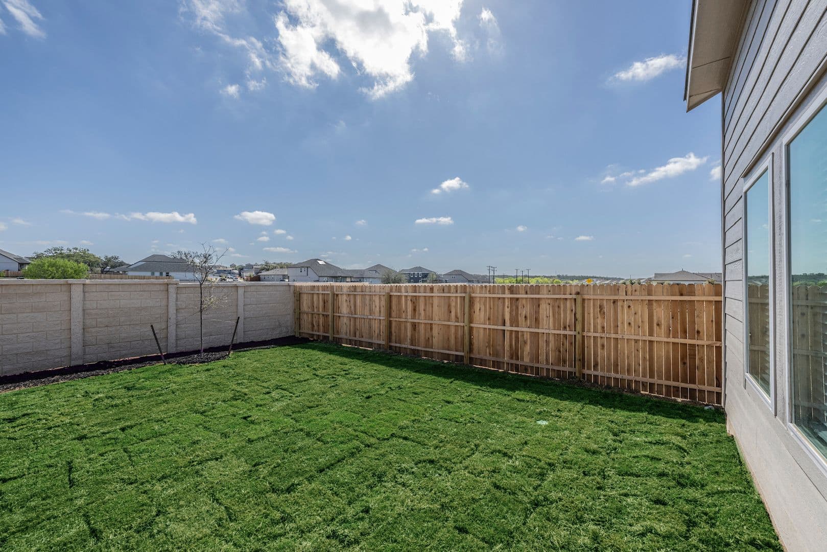 San Antonio House: 287 Bailey Bluff
