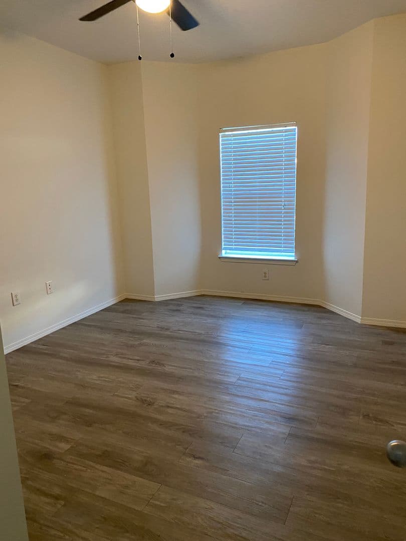 Boerne Apartment: 1000 Diamond Dr
