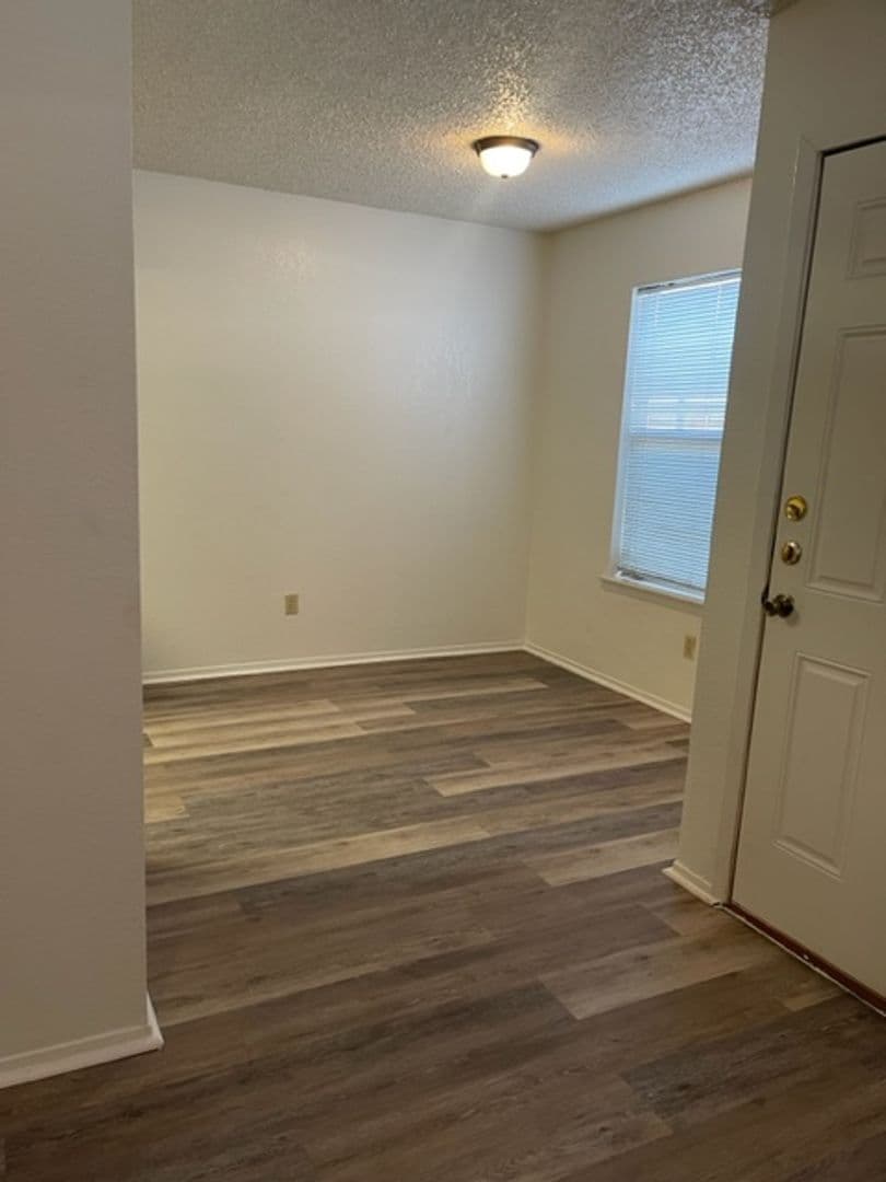 Lubbock Apartment: 5502 56th St.
