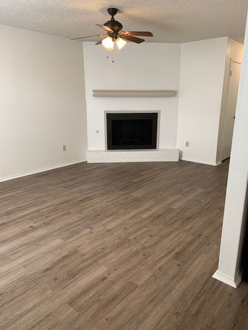 Lubbock Apartment: 5502 56th St.