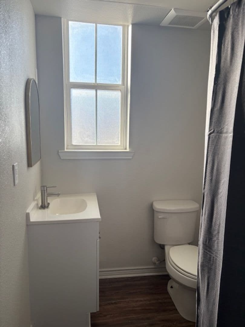 Midland Apartment: 4100 W. Illinois Ave - A101