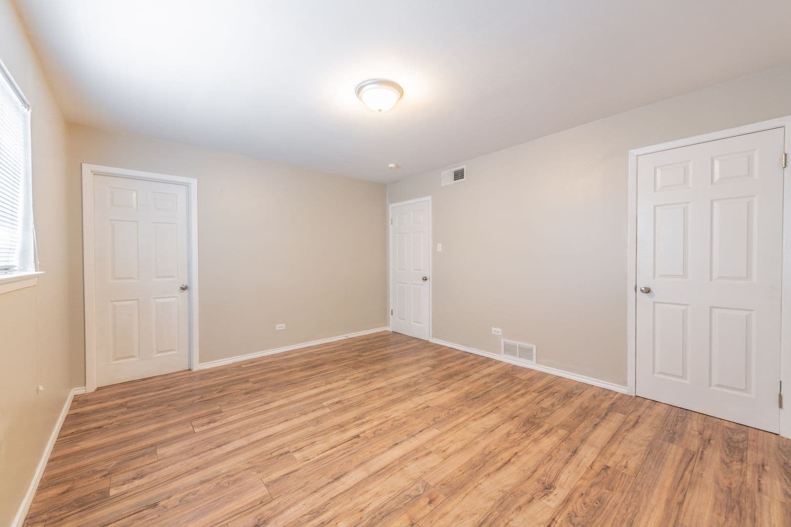 San Antonio Apartment: 615 Vance Jackson