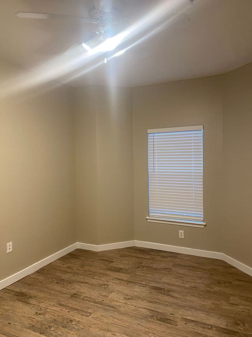 Boerne Apartment: 1000 Diamond Dr