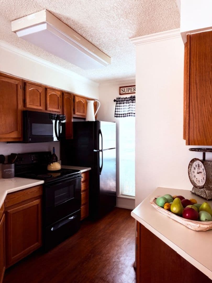 Lubbock Apartment: 7306 Aberdeen Ave