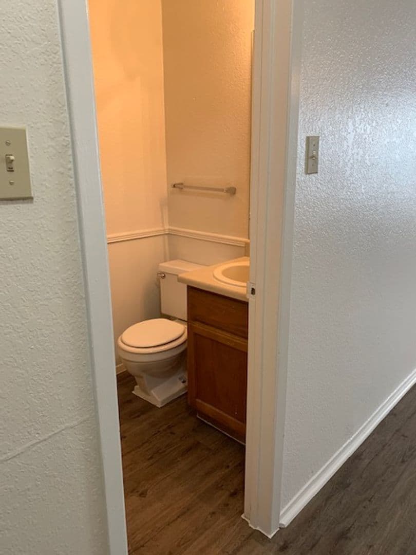 Lubbock Apartment: 5502 56th St.