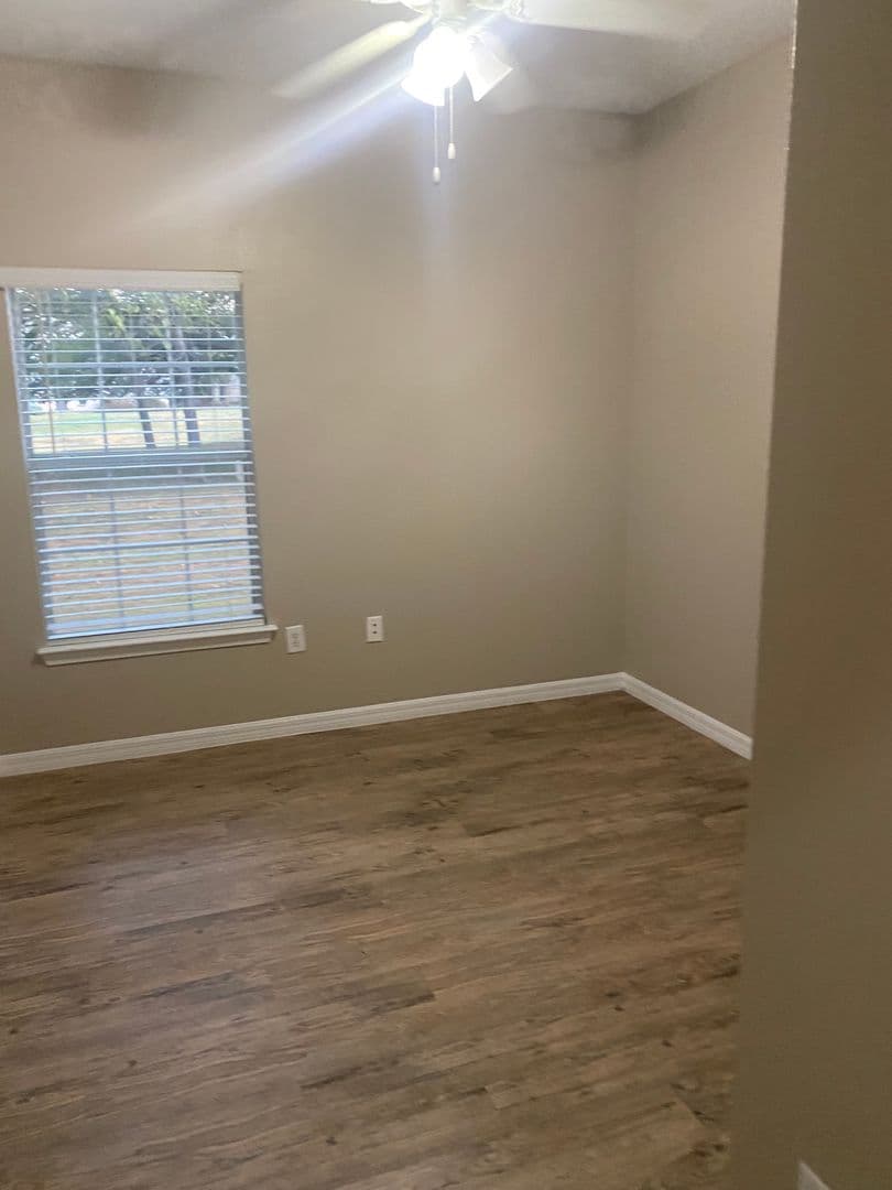 Boerne Apartment: 1000 Diamond Dr