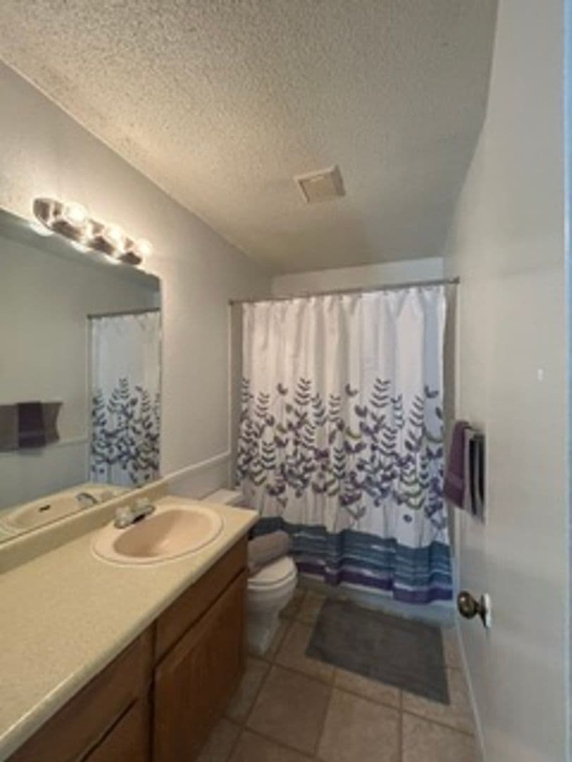 Lubbock Apartment: 5502 56th St.