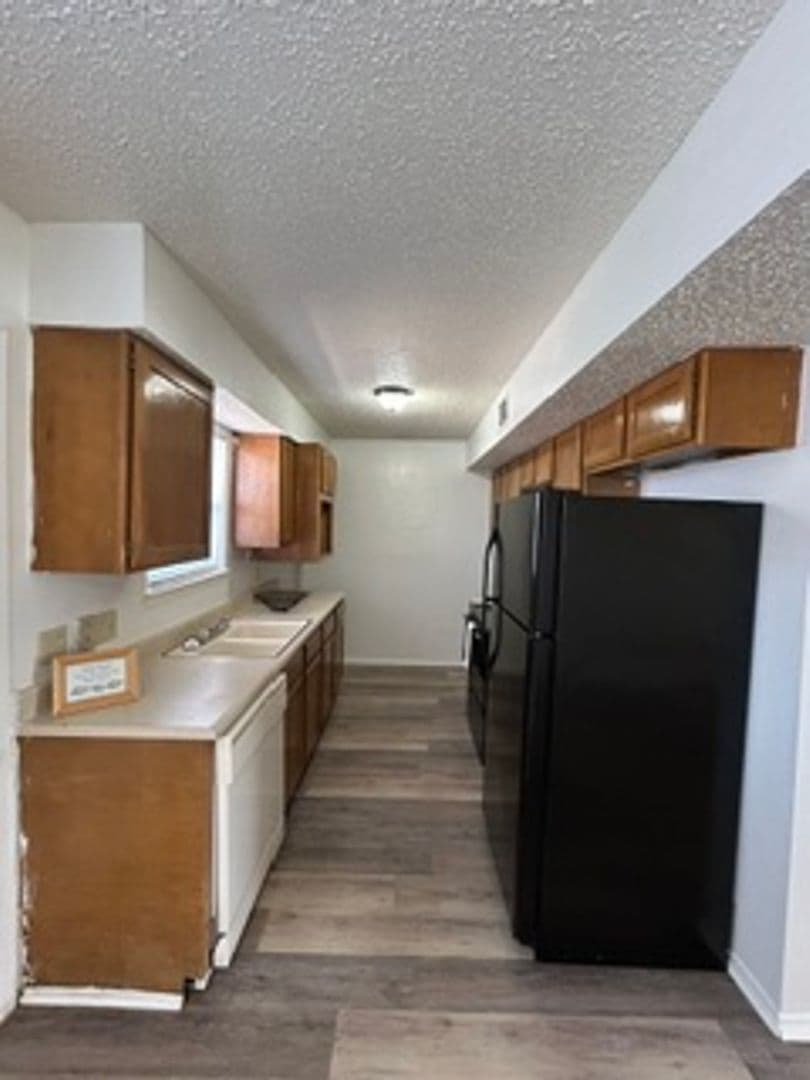 Lubbock Apartment: 5502 56th St.