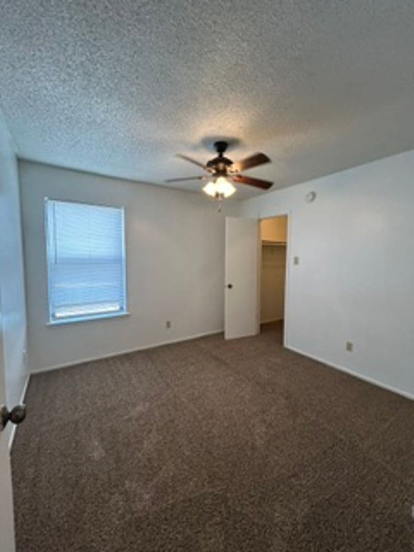 Lubbock Apartment: 5502 56th St.