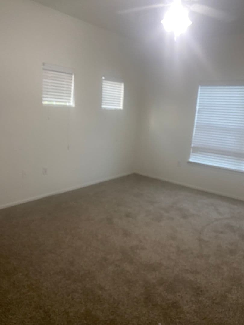 Boerne Apartment: 1000 Diamond Dr