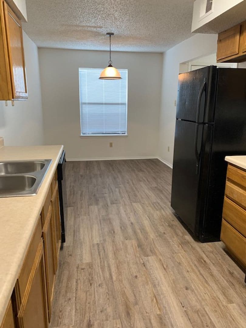 Lubbock Apartment: 5502 56th St.