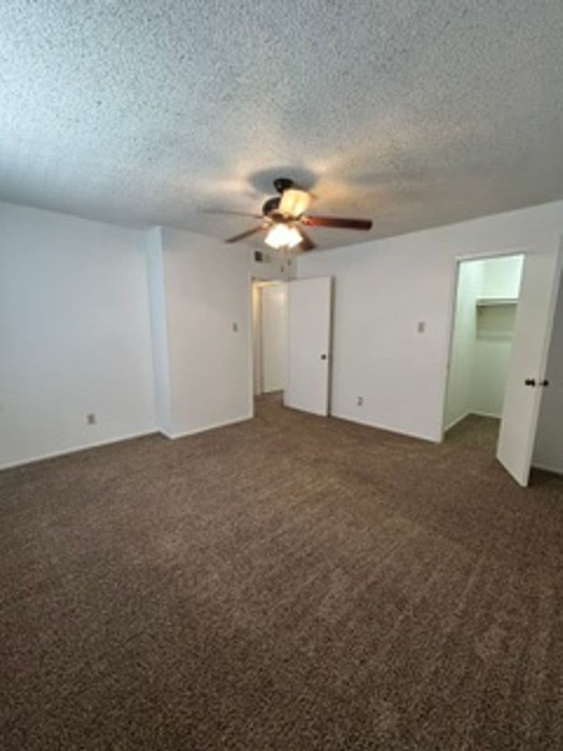 Lubbock Apartment: 5502 56th St.