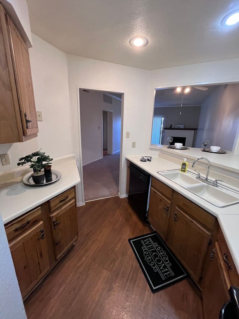 Lubbock Apartment: 5301 51st St.
