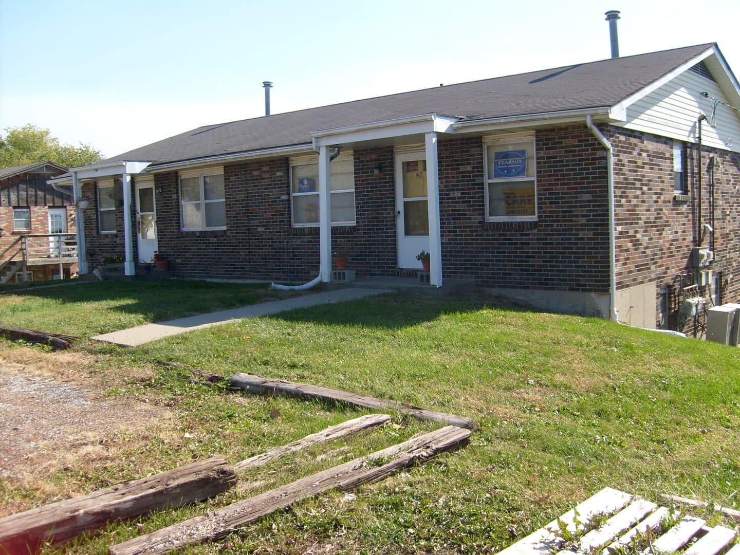 Columbia Apartment: 754 Demaret Dr.
