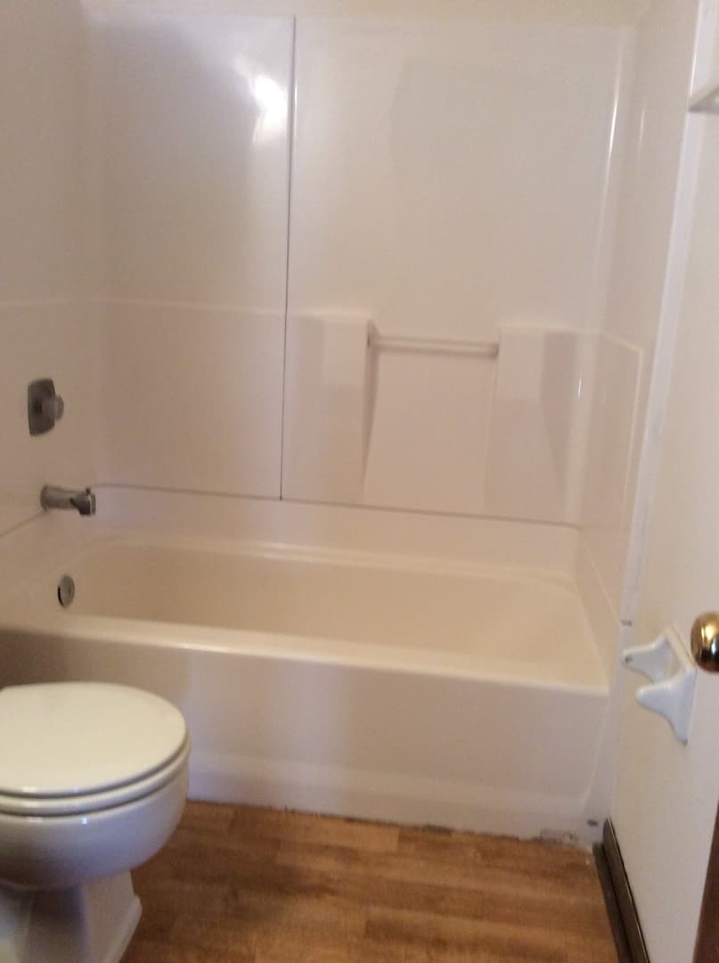 Columbia Apartment: 1456-58 Sonora Dr.