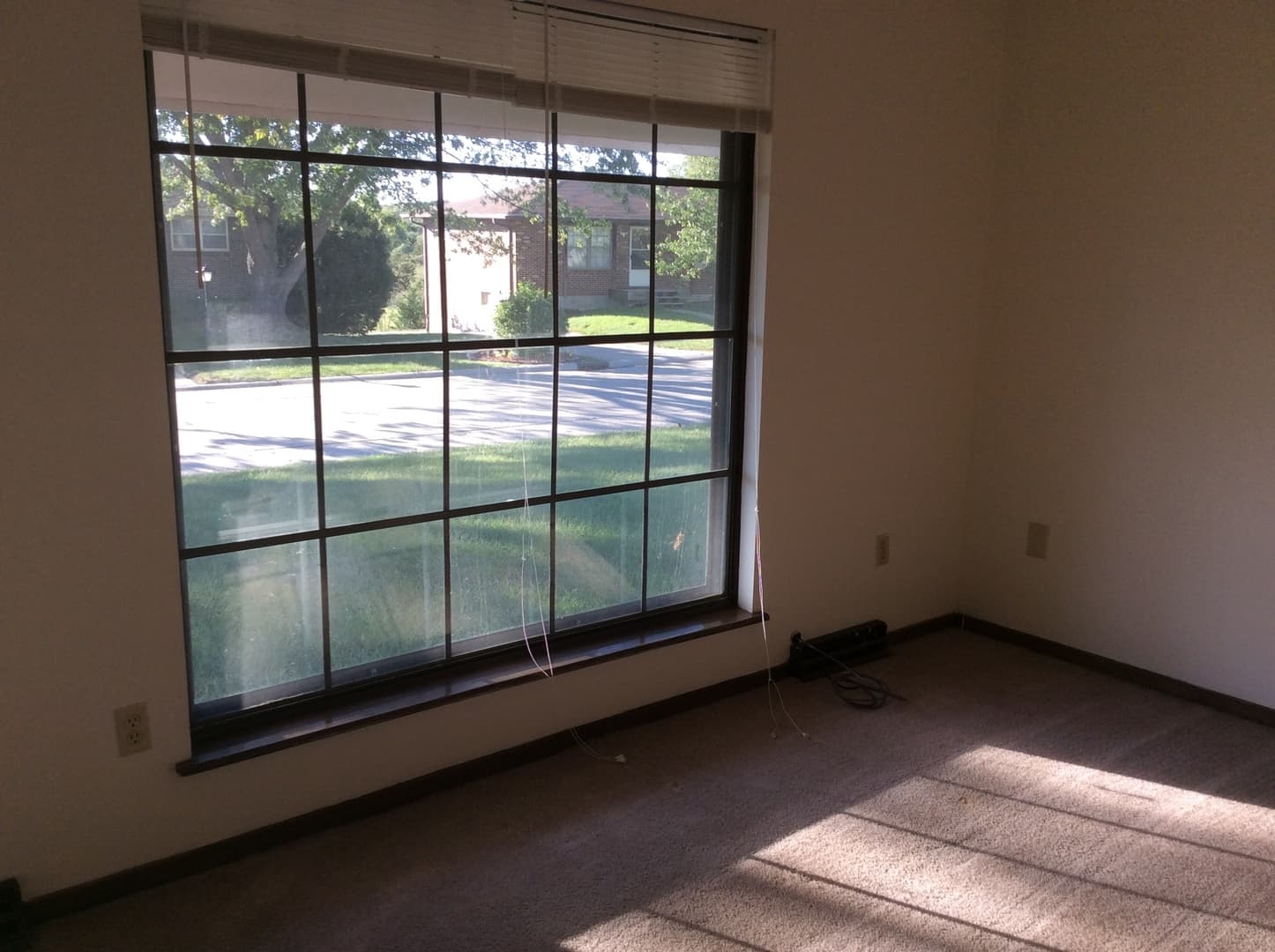 Columbia Apartment: 1456-58 Sonora Dr.