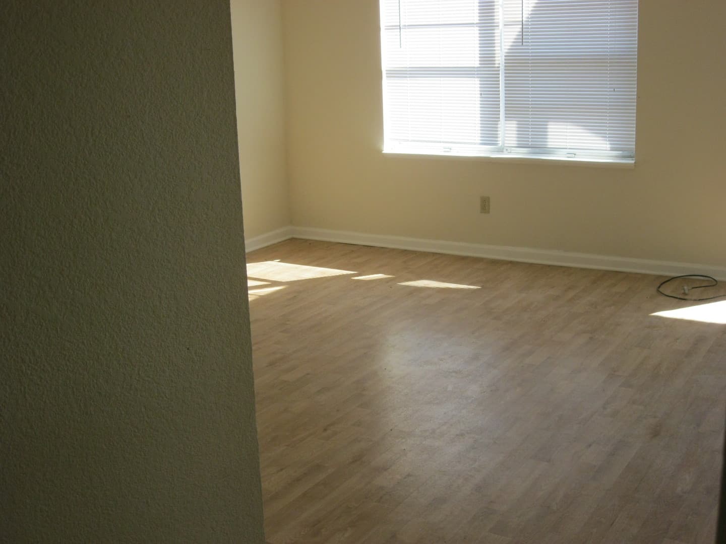 Columbia Apartment: 754 Demaret Dr.