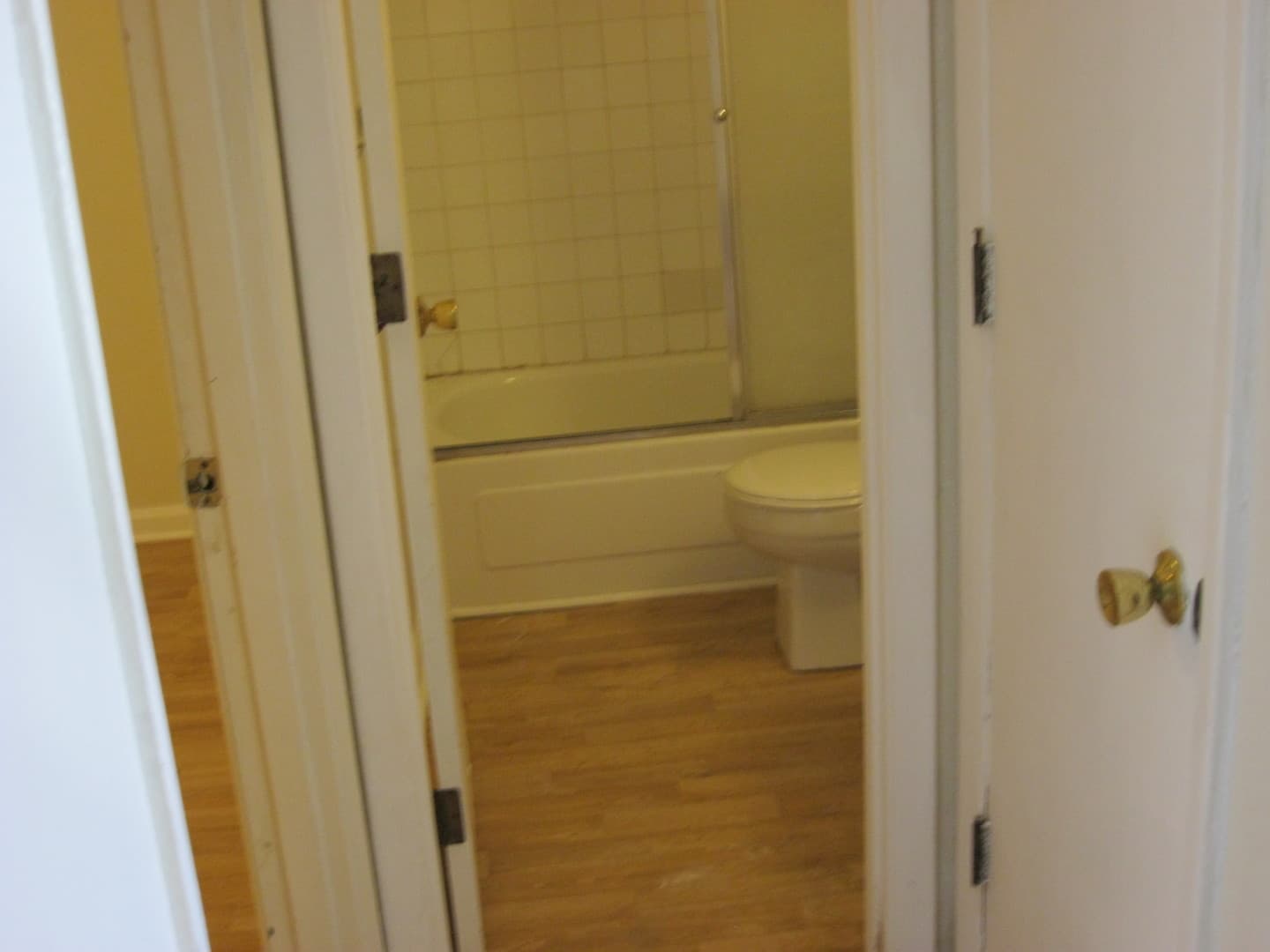 Columbia Apartment: 754 Demaret Dr.