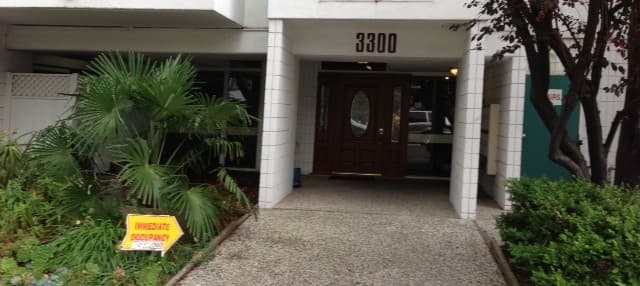 Oakland Apartment: 3300 Kempton Avenue