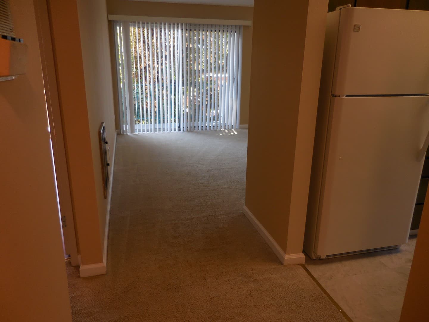 Oakland Apartment: 3300 Kempton Avenue