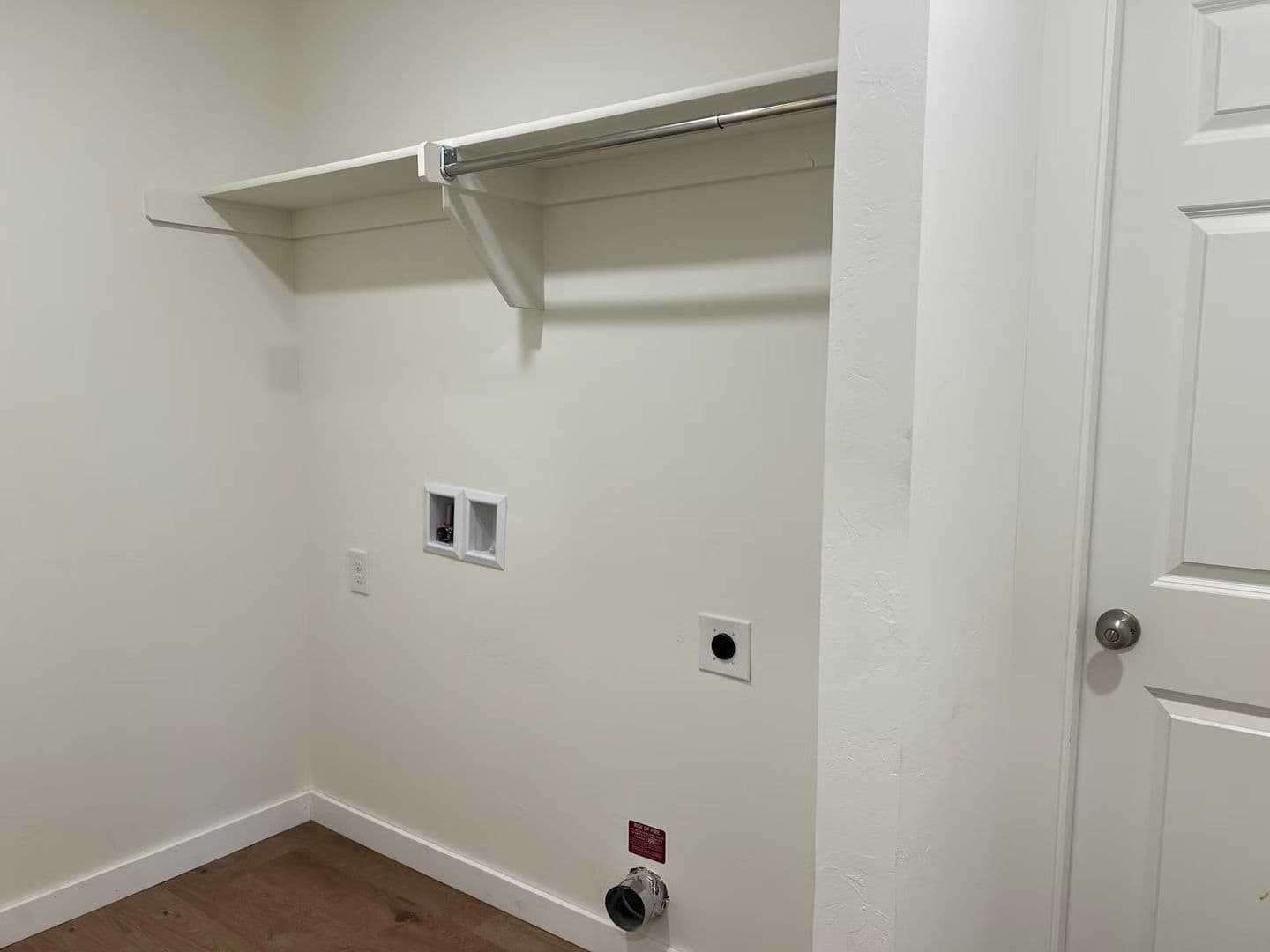 Newcastle House: 1732 SE 20th St