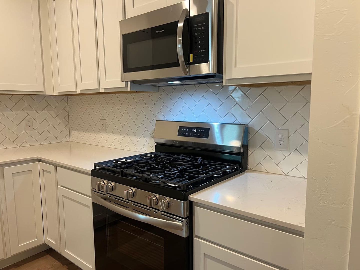 Newcastle House: 1732 SE 20th St