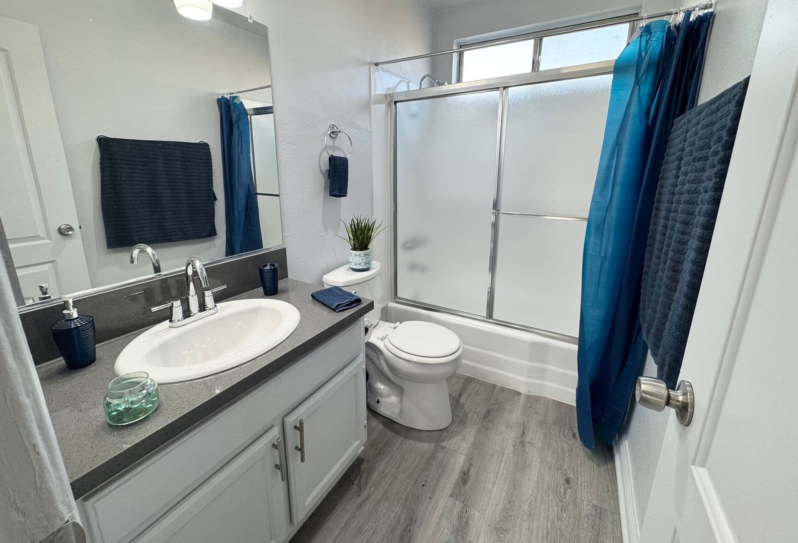 Bellflower Apartment: 16275 Woodruff Avenue