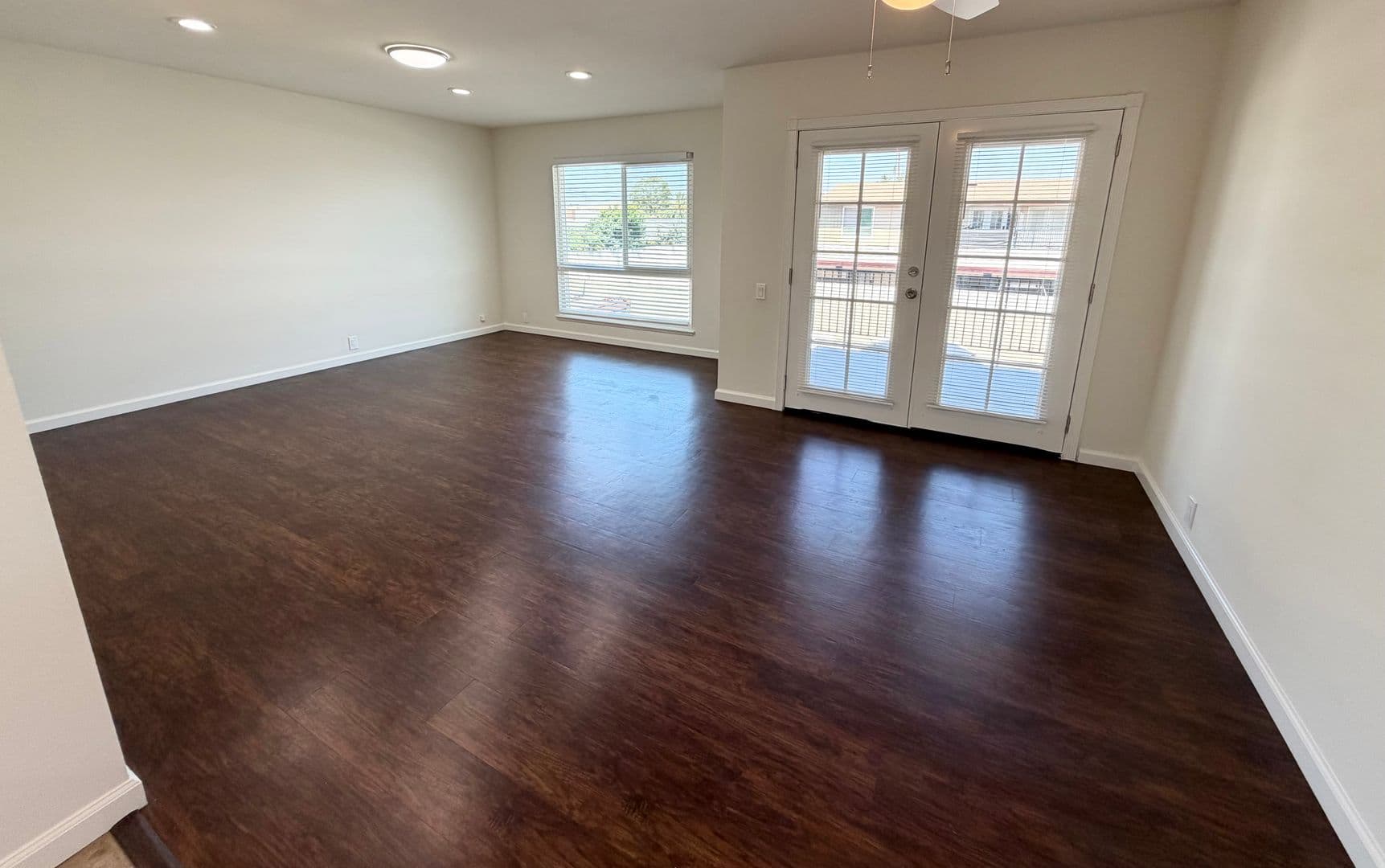 Garden Grove Apartment: 8911-8923 Mays Ave
