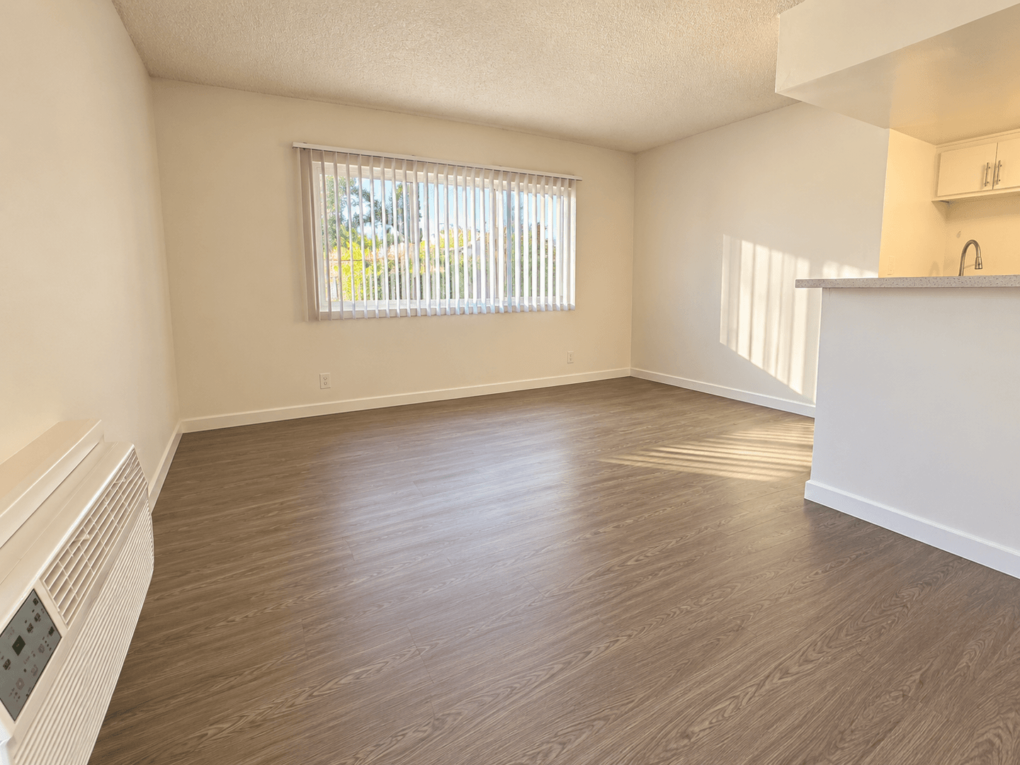 Brea Apartment: 820 S. Walnut Ave