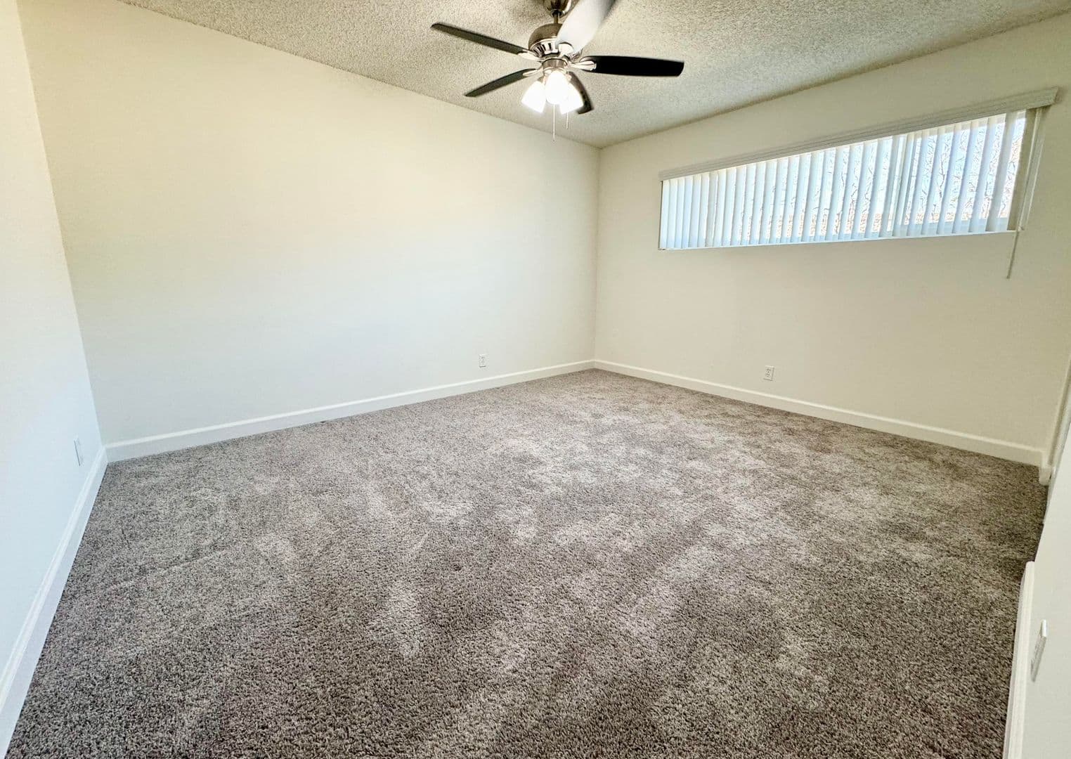 Santa Ana Apartment: 1339-1349 E. Grace St
