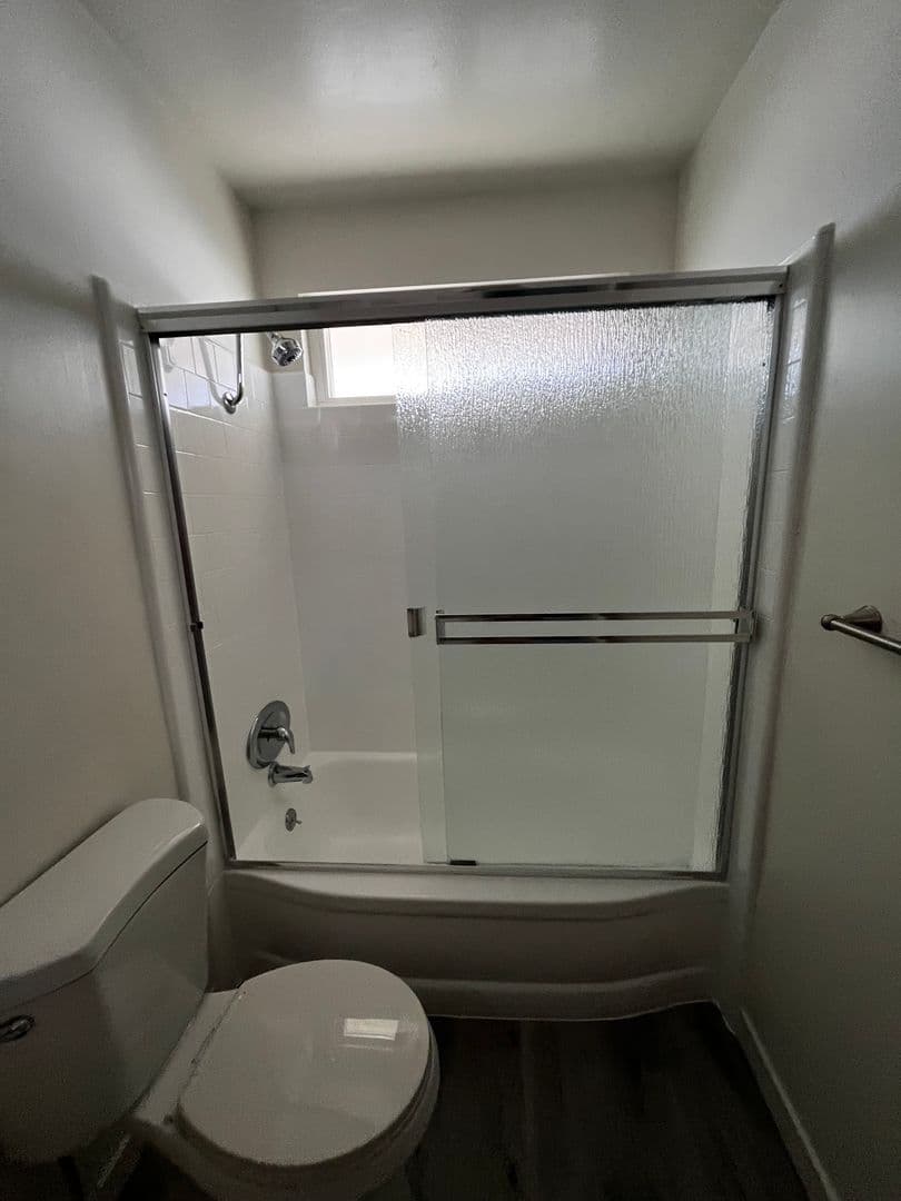 Anaheim Apartment: 1666 W. Pampas Ln