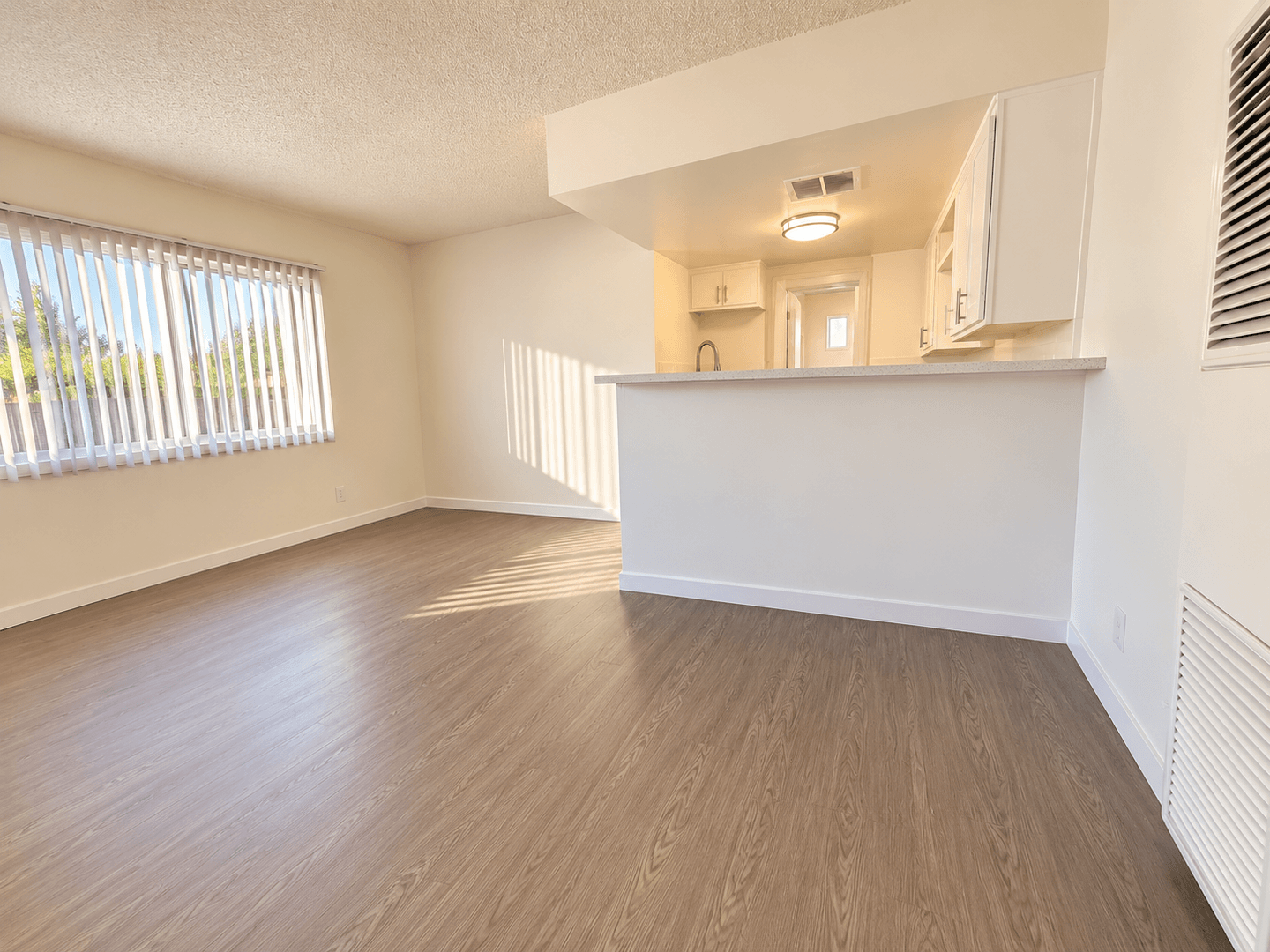 Brea Apartment: 820 S. Walnut Ave