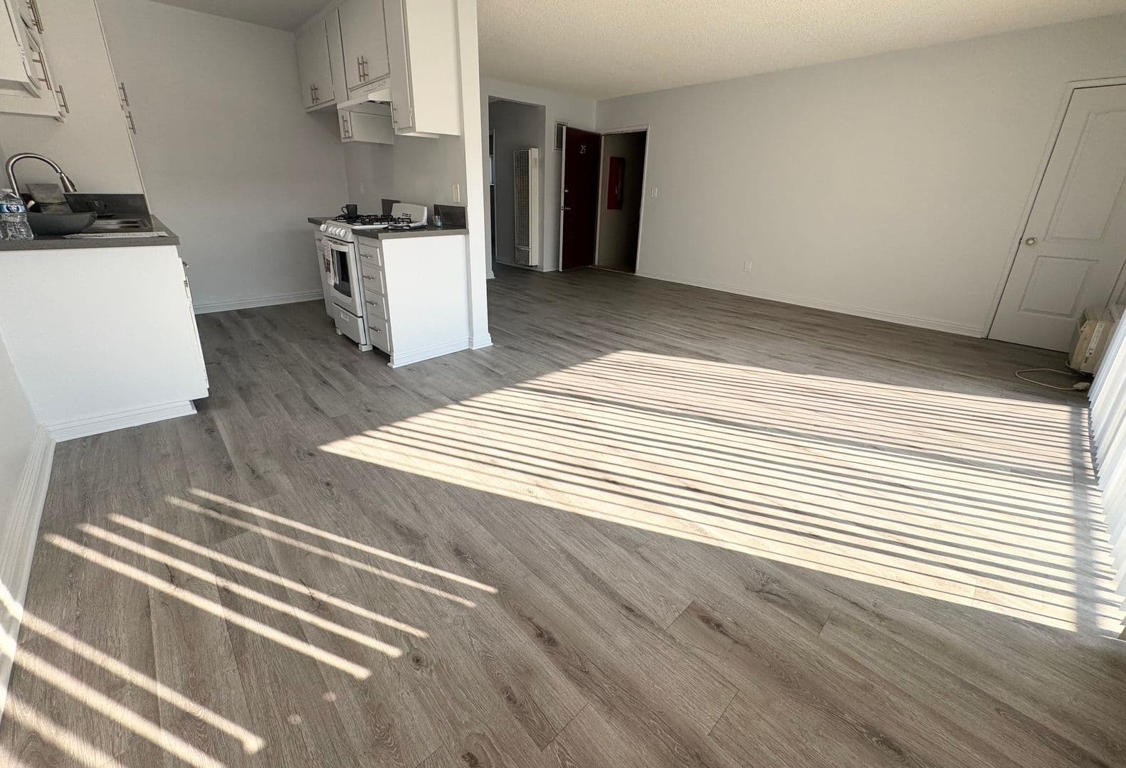Bellflower Apartment: 16275 Woodruff Avenue