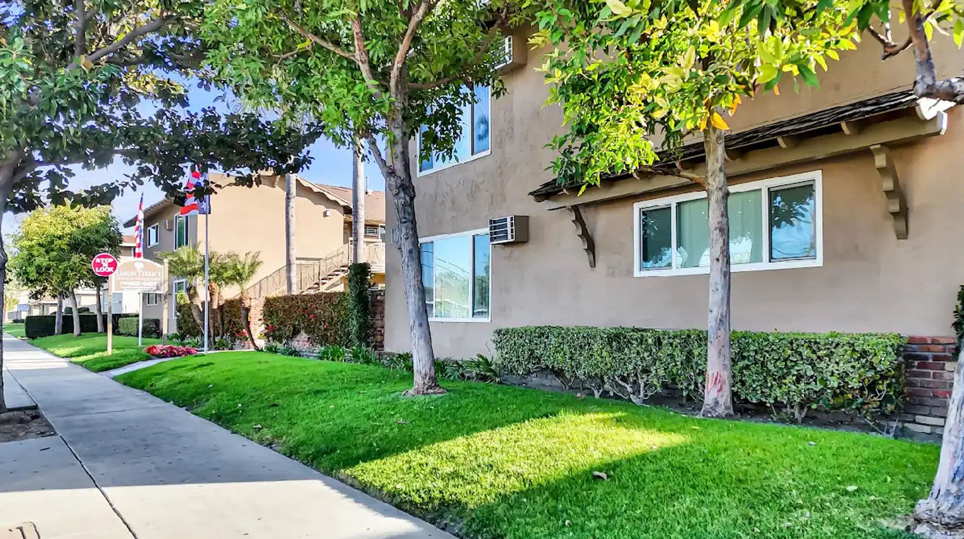 Anaheim Apartment: 1010 & 1016 S. Lemon St