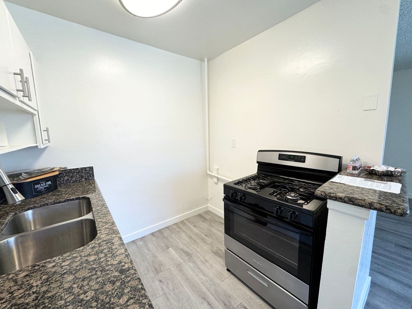 Anaheim Apartment: 1010 & 1016 S. Lemon St