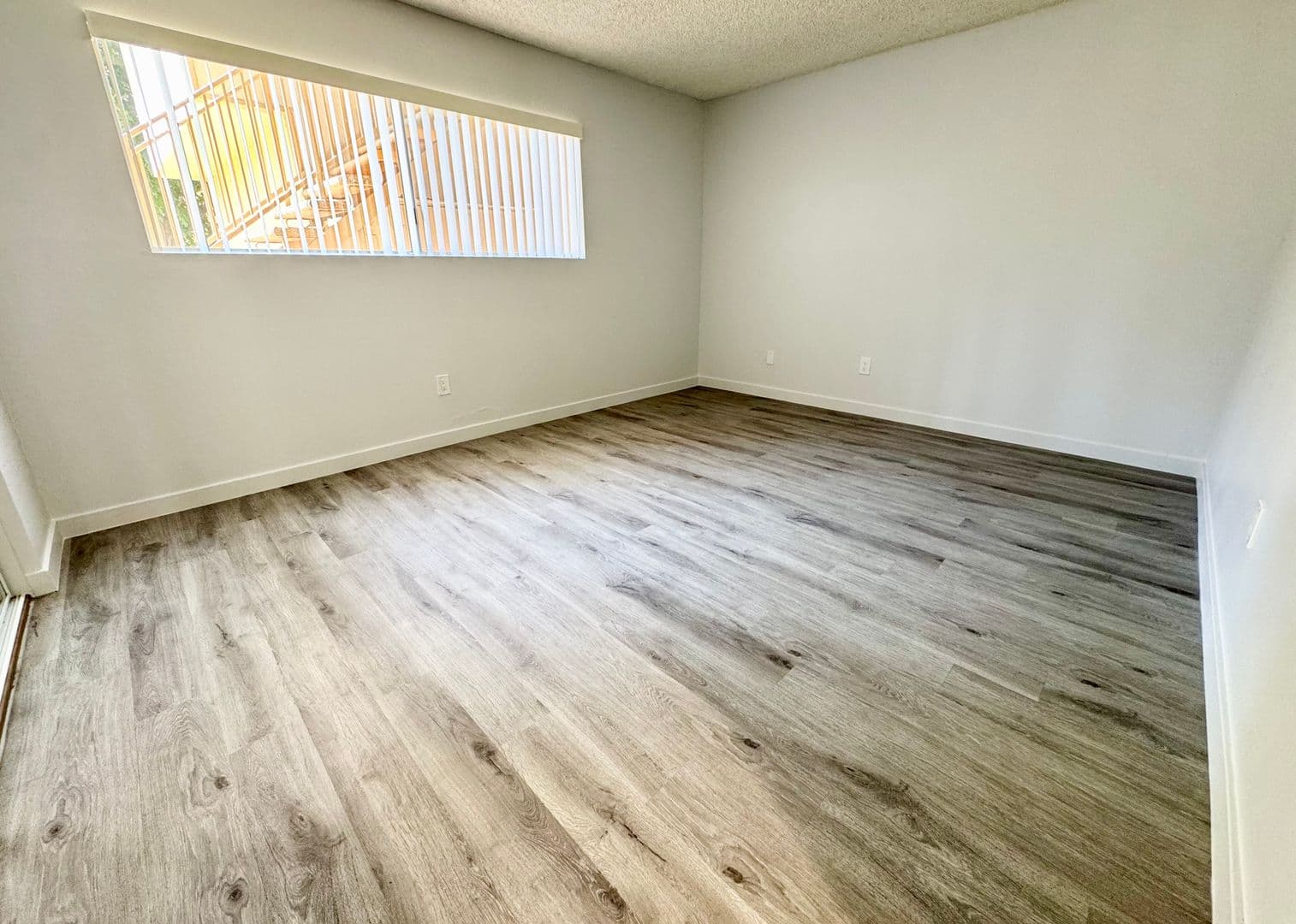 Santa Ana Apartment: 1750 Sherry Lane