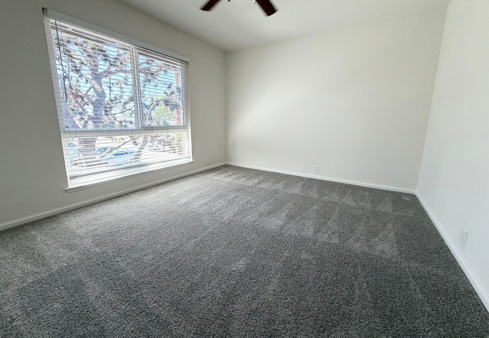 Garden Grove Apartment: 8911-8923 Mays Ave