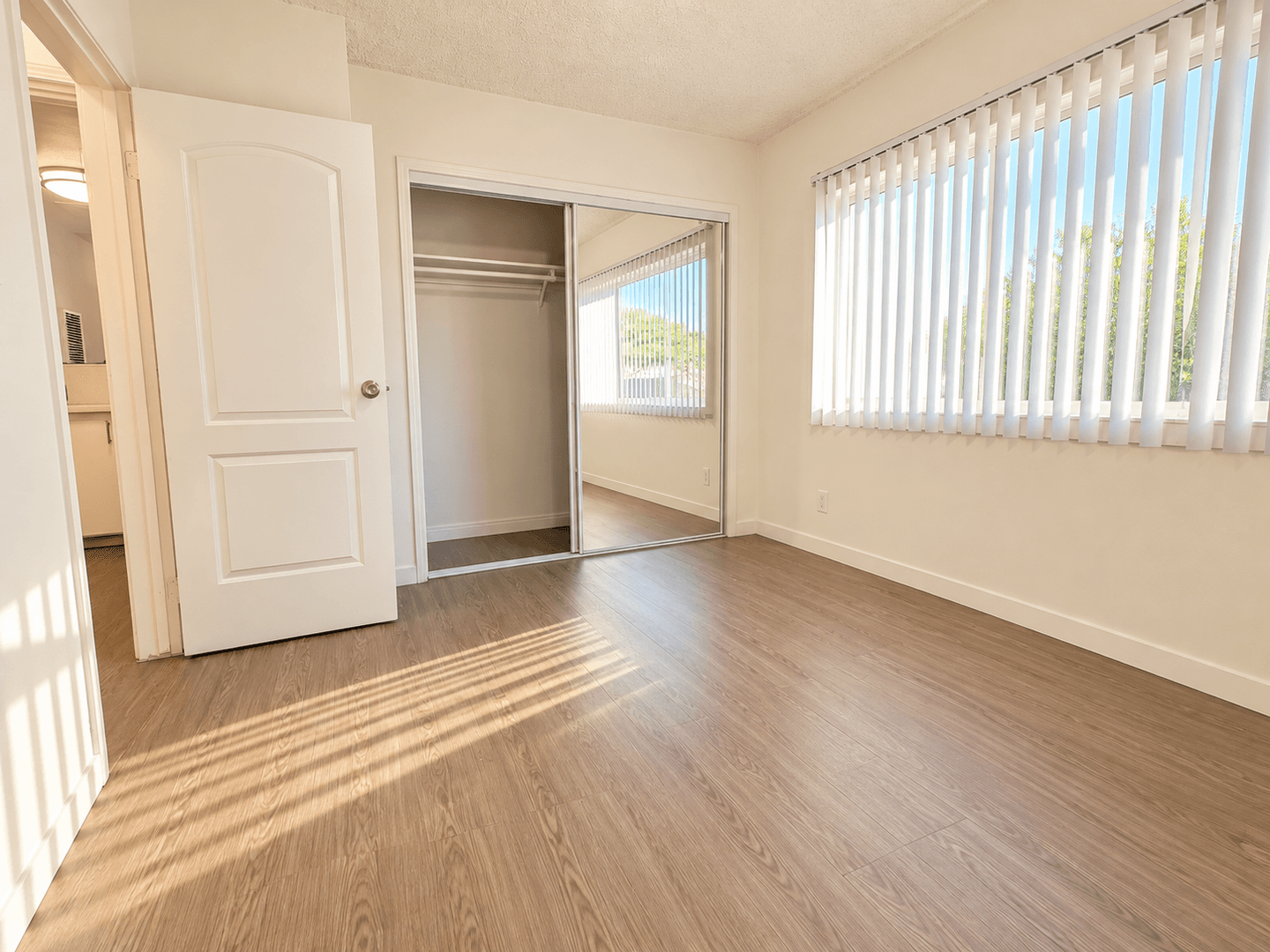 Brea Apartment: 820 S. Walnut Ave