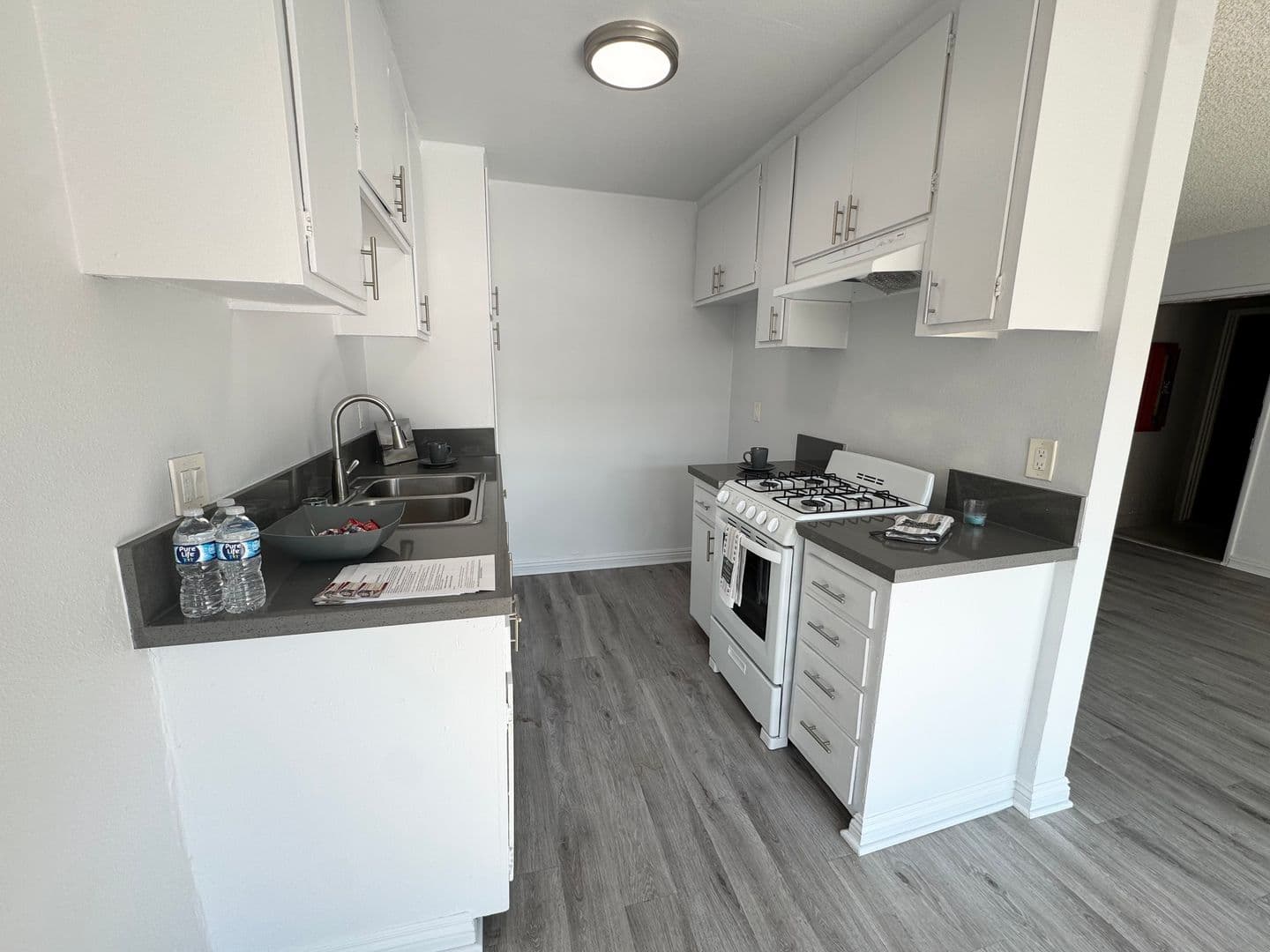 Bellflower Apartment: 16275 Woodruff Avenue