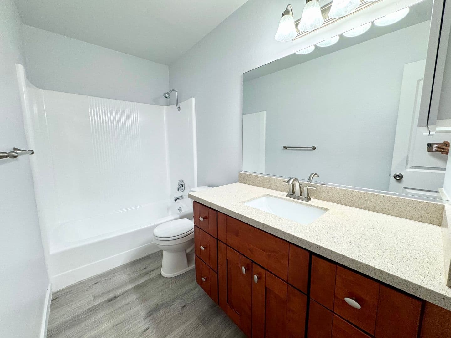 Santa Ana Apartment: 1750 Sherry Lane