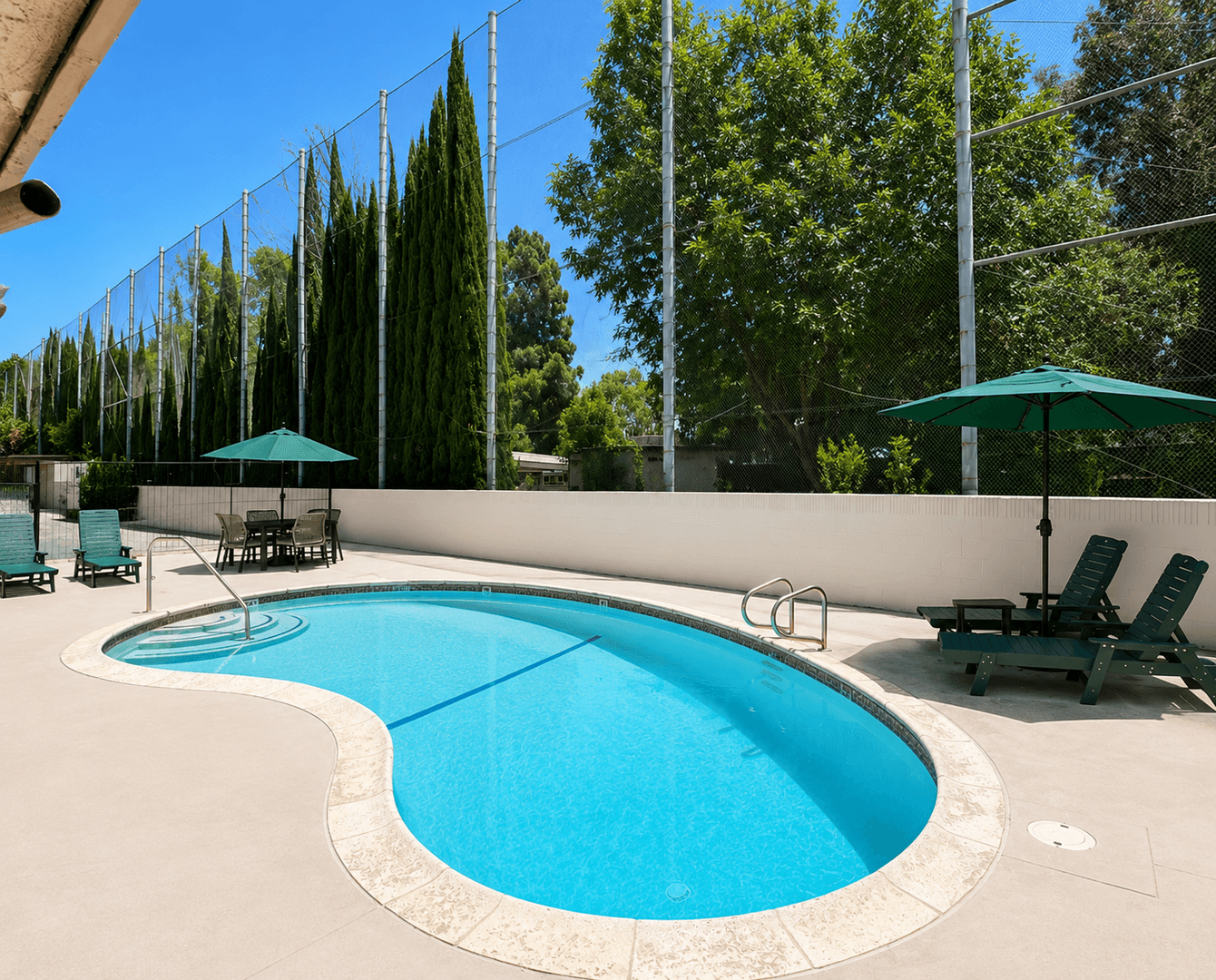 Bellflower Apartment: 9146 Somerset Blvd