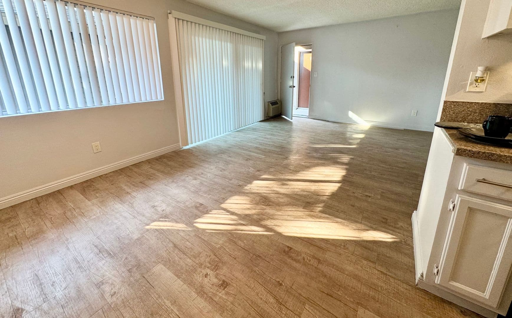 Bellflower Apartment: 16275 Woodruff Avenue