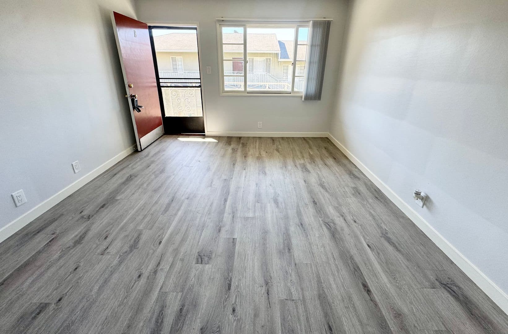 Whittier Apartment: 7017-7023 Pickering Ave