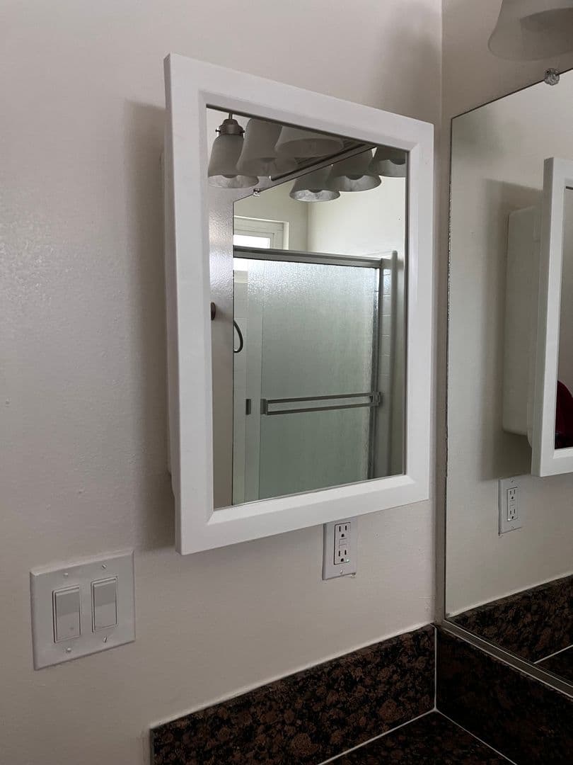 Anaheim Apartment: 1666 W. Pampas Ln